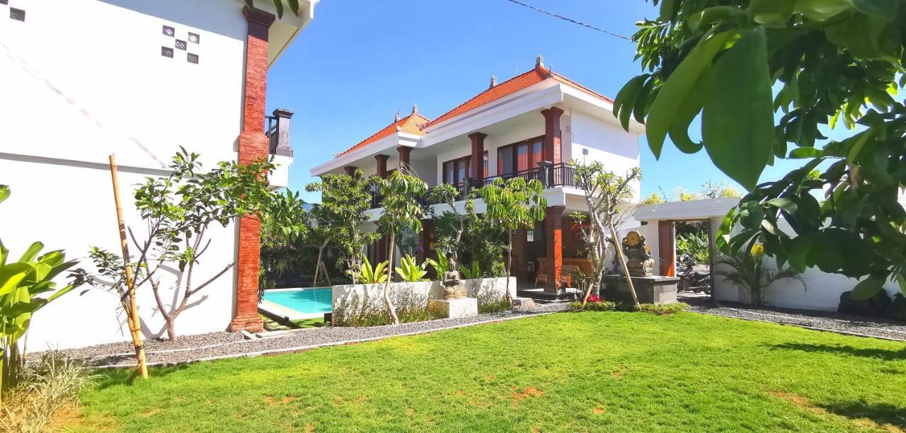 Santi Homestay Canggu Zewnętrze zdjęcie